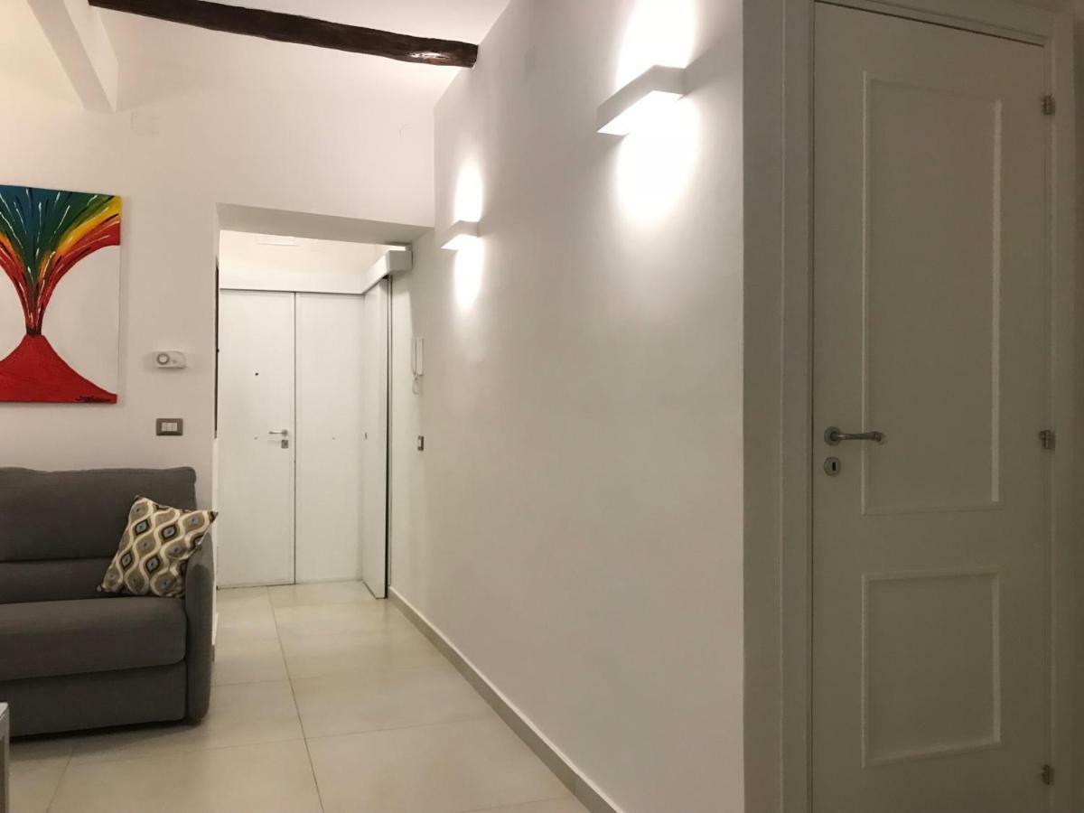 Napoli Plebiscito Apartment Nápoles Exterior foto