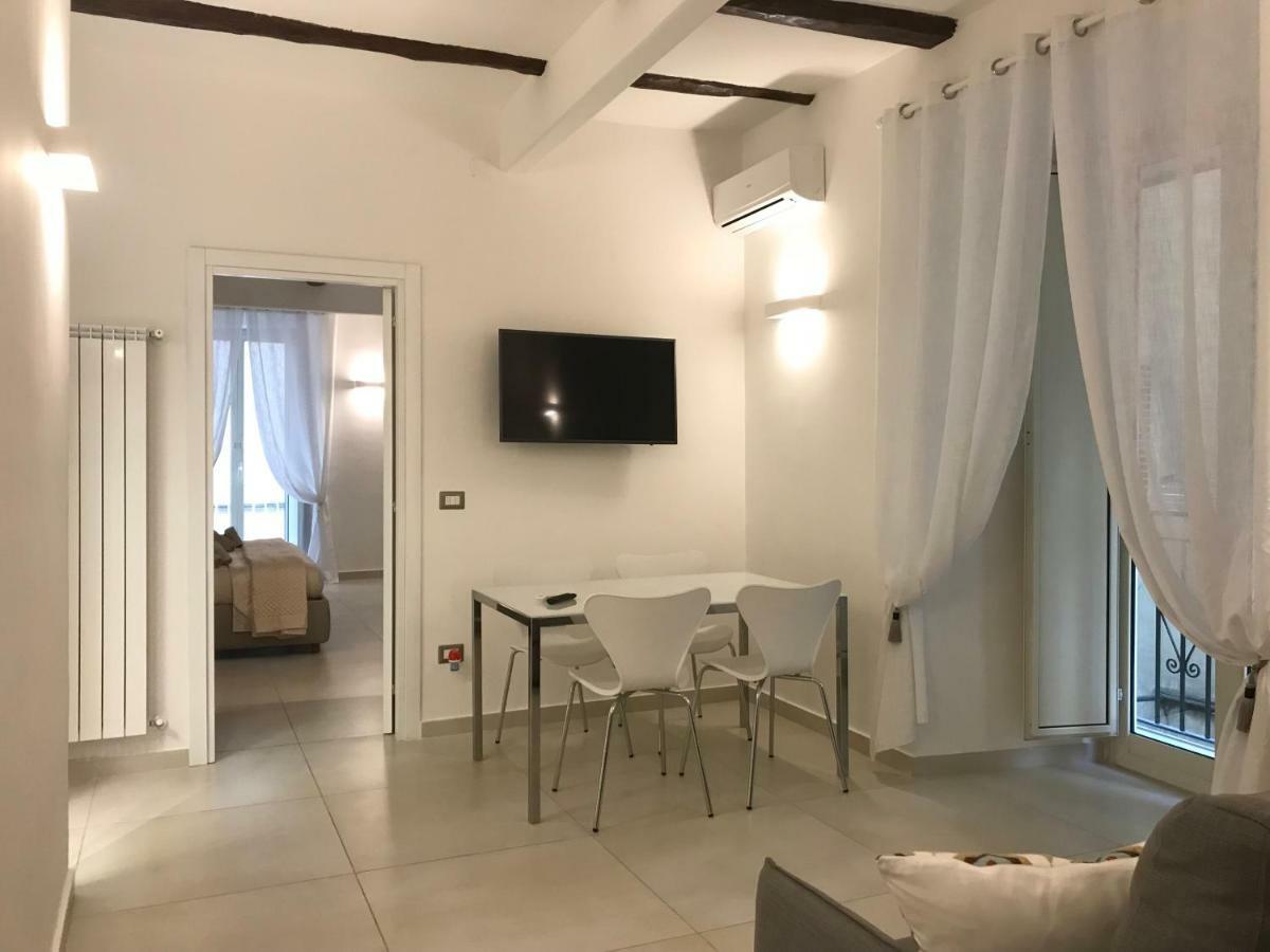Napoli Plebiscito Apartment Nápoles Exterior foto